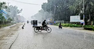 এক সপ্তাহের দাবদাহ শেষে পঞ্চগড়ে স্বস্তির বৃষ্টি